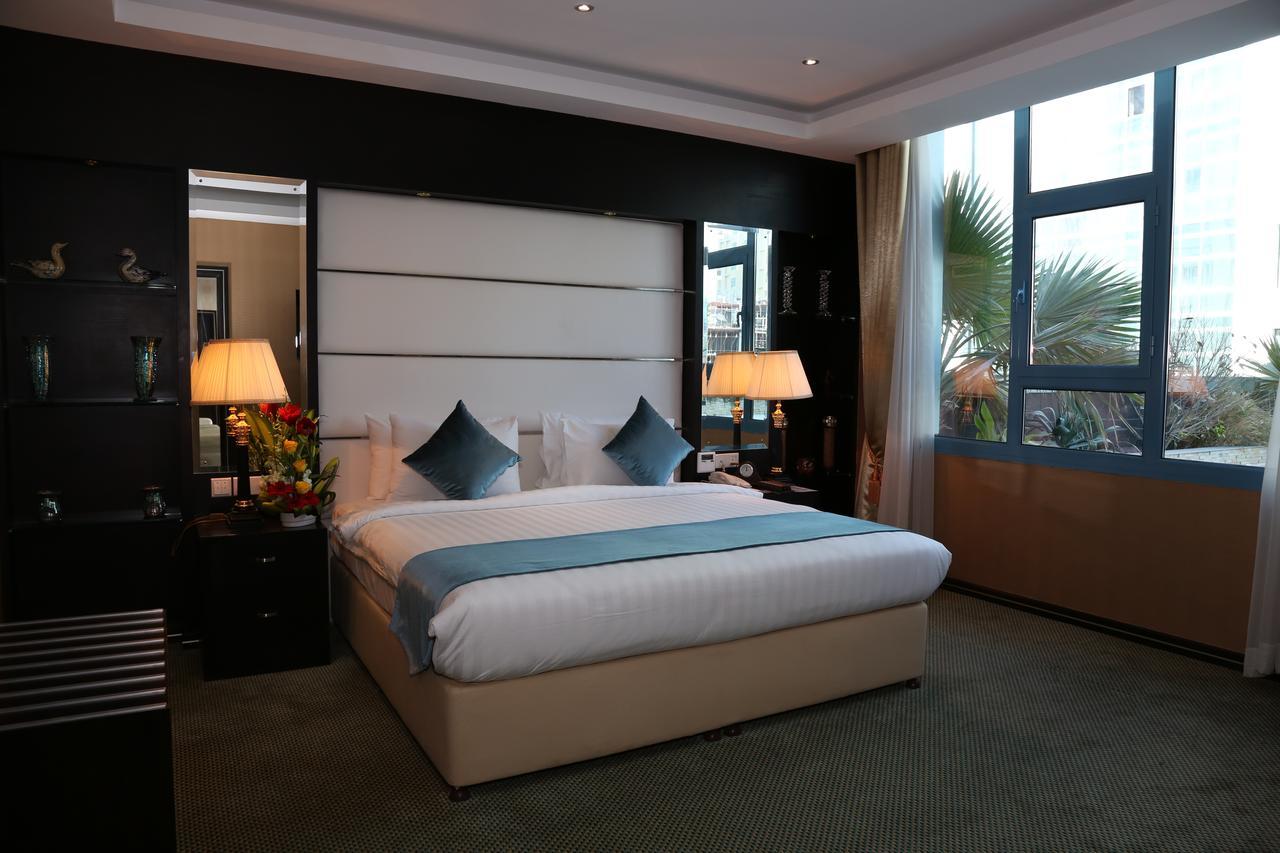 The Olive Hotel, Juffair Манама Екстериор снимка